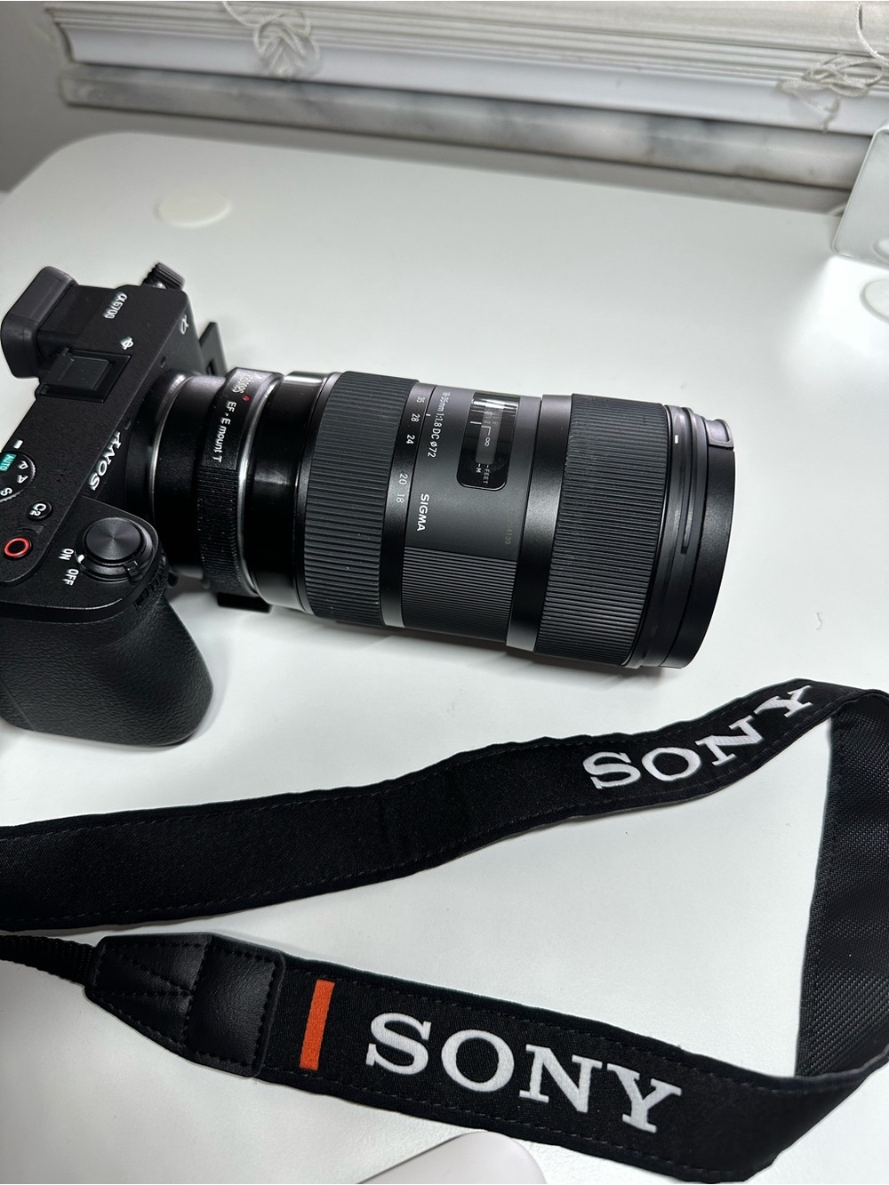 Sigma 18-35mm f/1.8 DC HSM Art Lens (Canon EF mount)